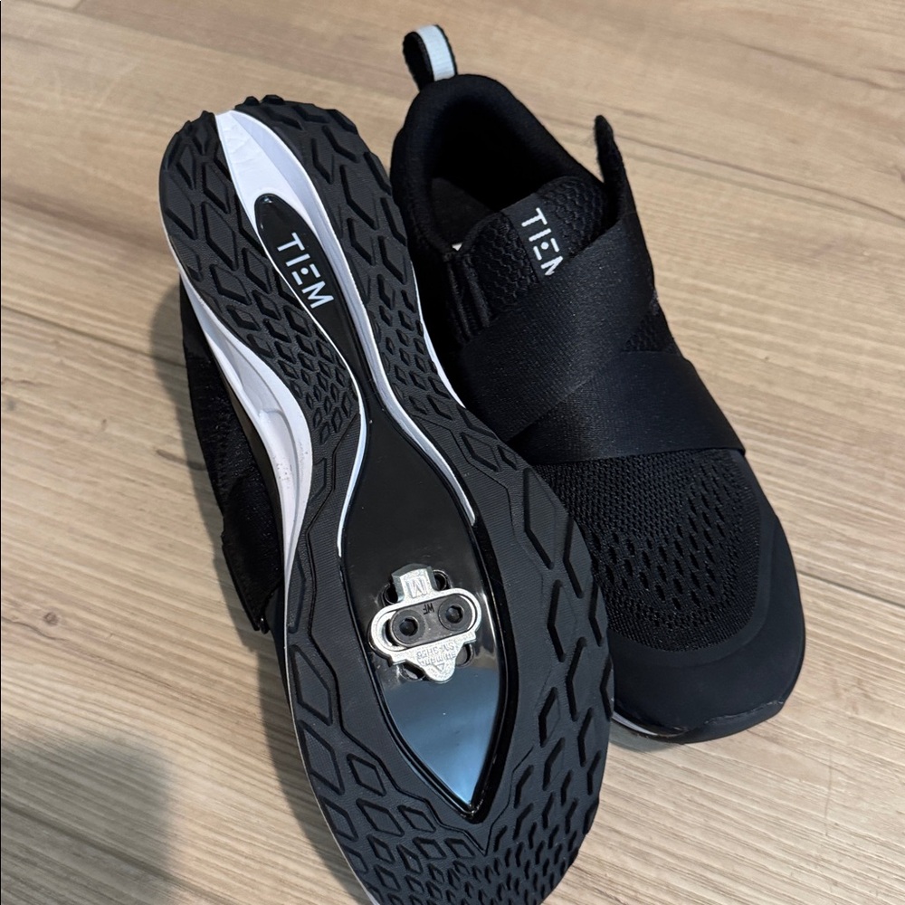 TIEM Athletic Slip-On Sneakers for Women in Black - Picture 2 of 5